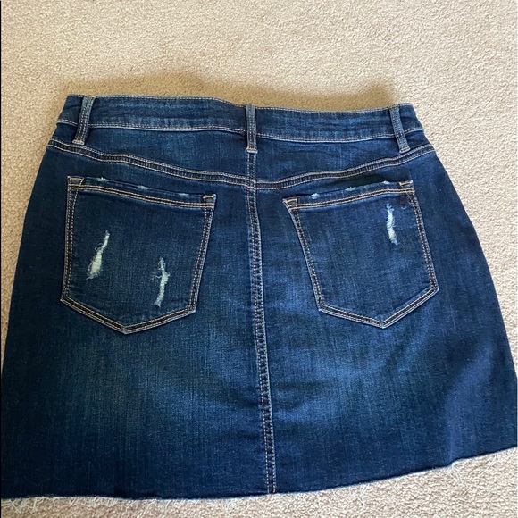 American Rag Jean Skirt - Picture 2 of 3